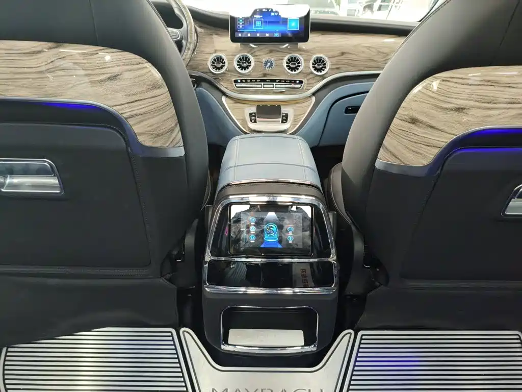 Mercedes-Benz Vito — миниатюра 14