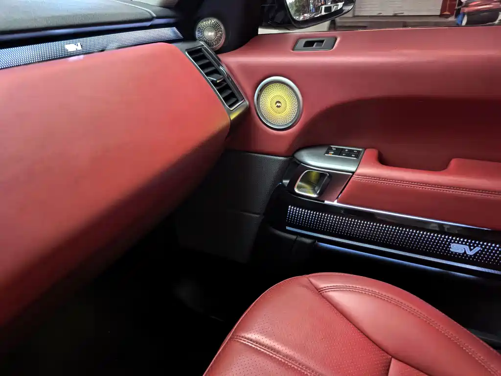Land Rover Sport — миниатюра 9
