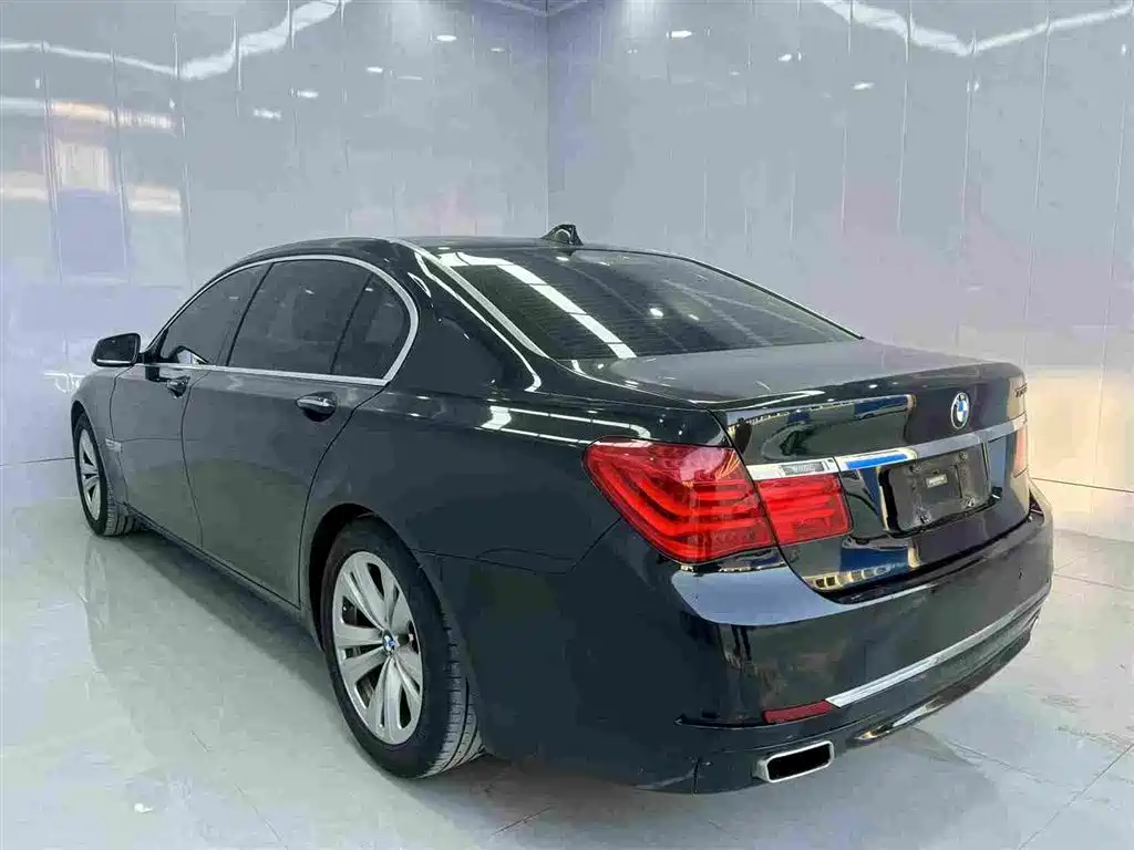 BMW 7 Series 7 2011 730Li Elegant