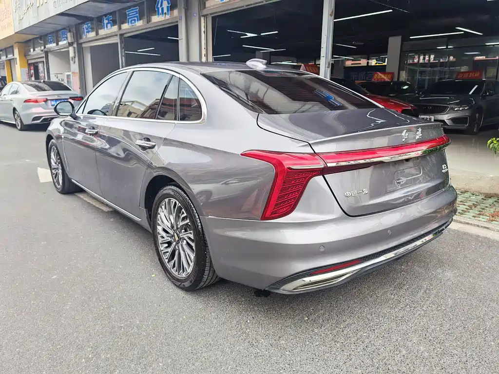 Hongqi Hongqi H5 — миниатюра 4
