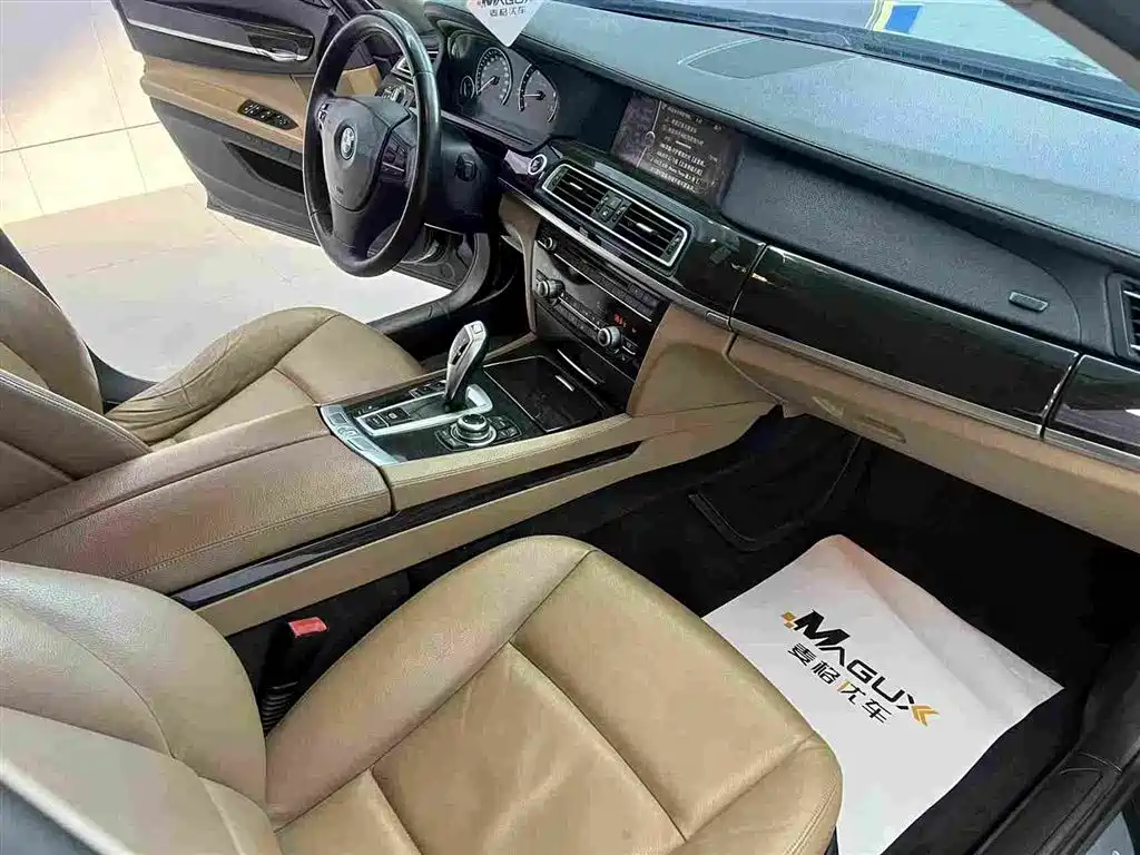 BMW 7 Series 7 2011 730Li Elegant
