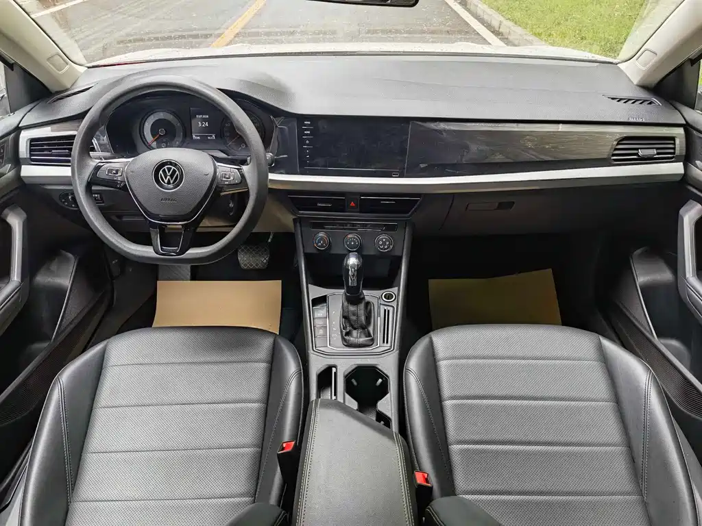 Volkswagen Lavida — миниатюра 7