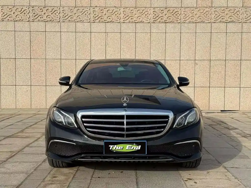 Mercedes-Benz E-Class — миниатюра 2