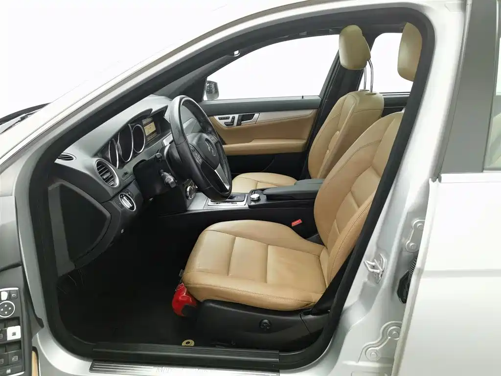 Mercedes-Benz C-Class C 2011 C 200 Fashion