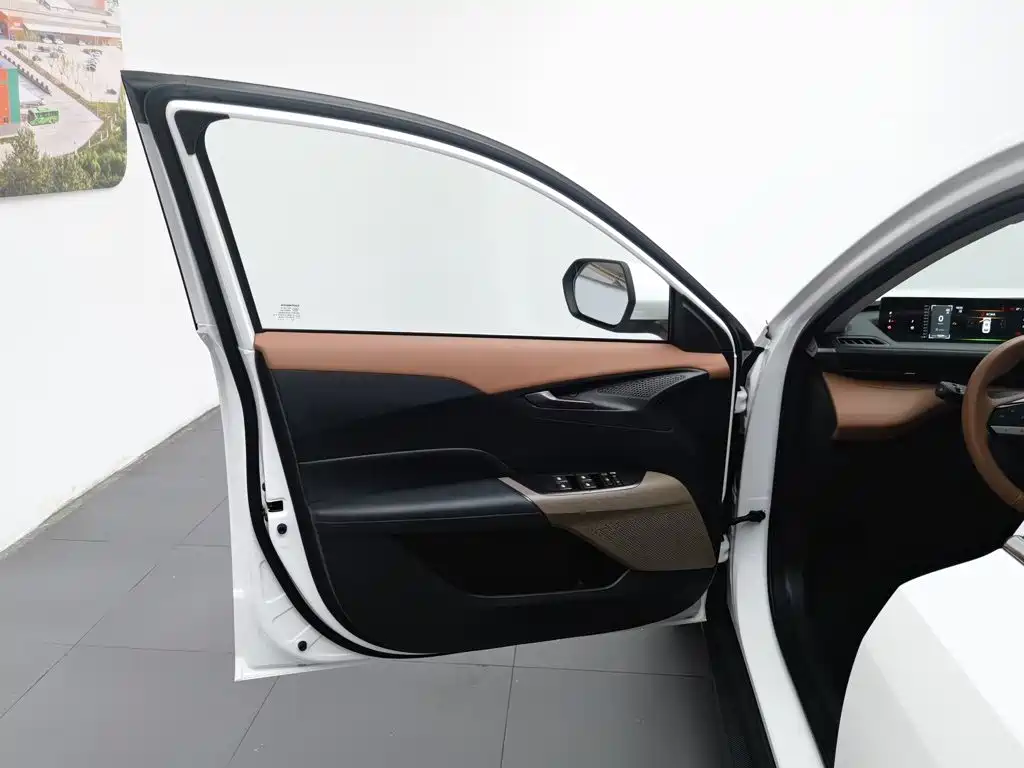 Changan Eado — миниатюра 8