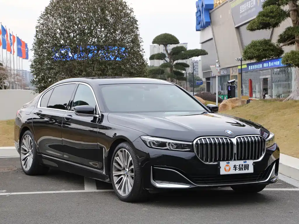 BMW 7 SERIES