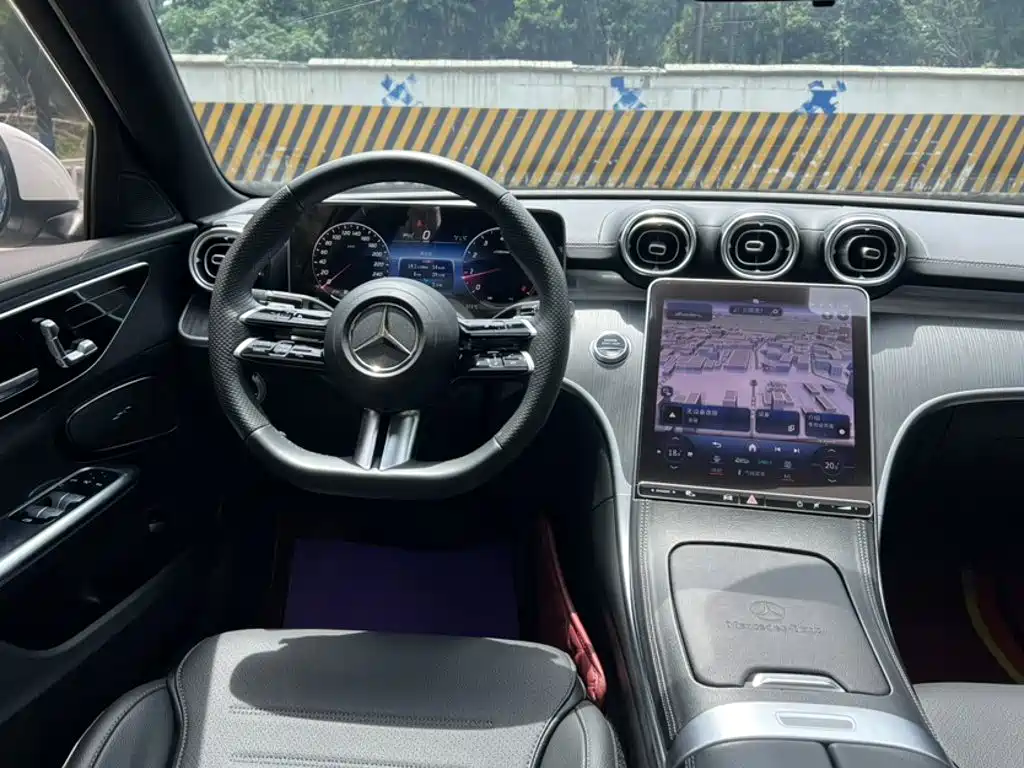 Mercedes-Benz C-Class — миниатюра 14