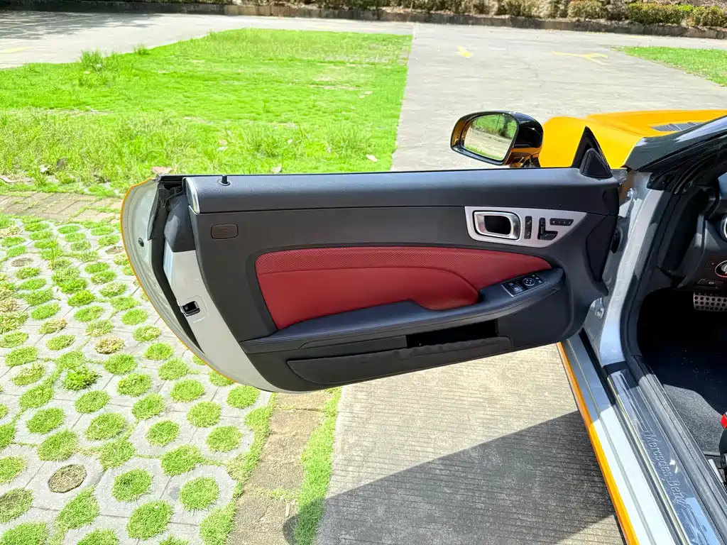 Mercedes-Benz SLK 2011 SLK 200 Fashion