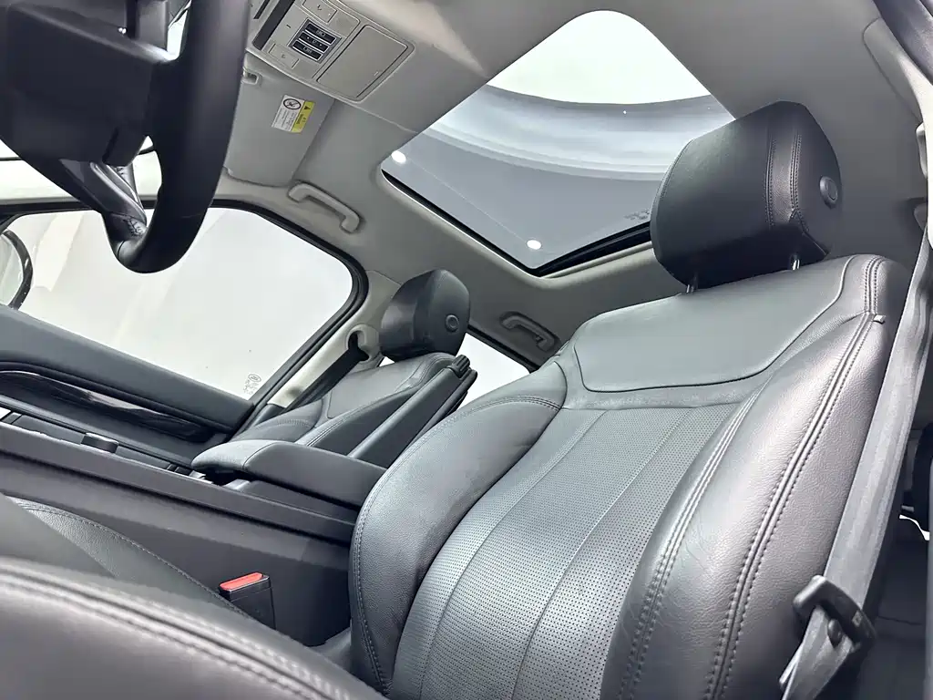 Land Rover Discovery — миниатюра 11