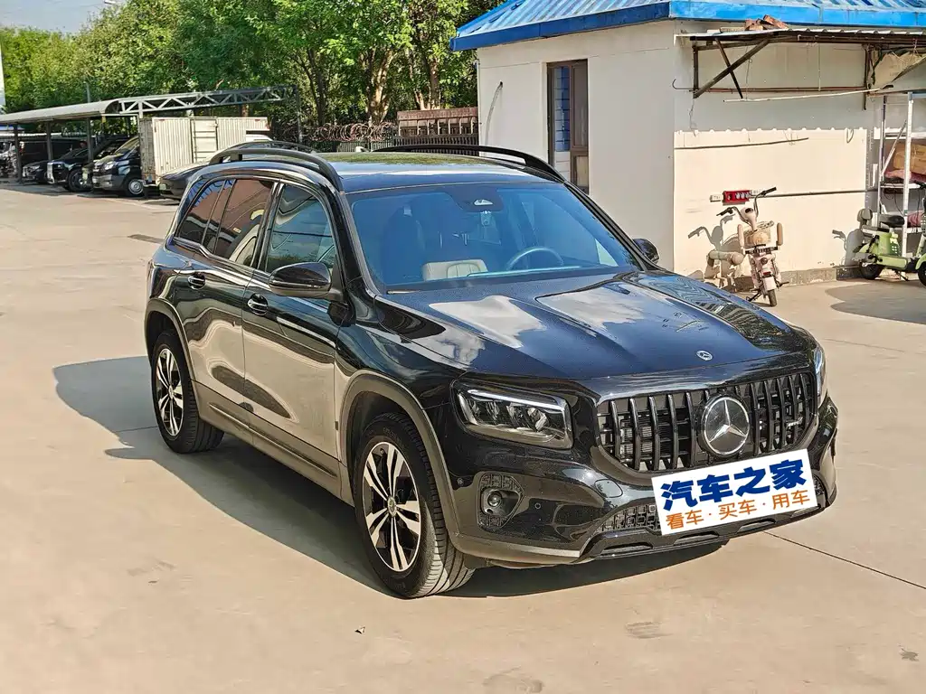 Mercedes-Benz GLB — миниатюра 3
