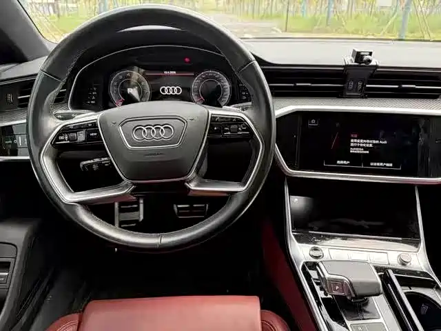 Audi A7L 2024 45TFSI S-line