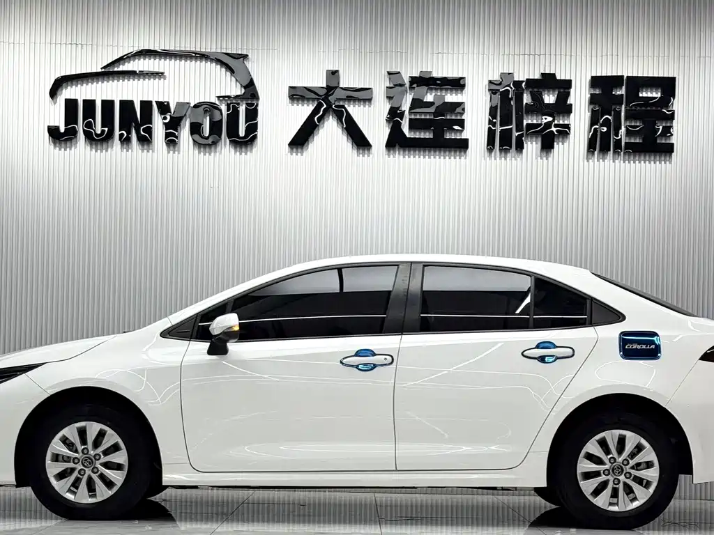 Toyota Corolla — миниатюра 7
