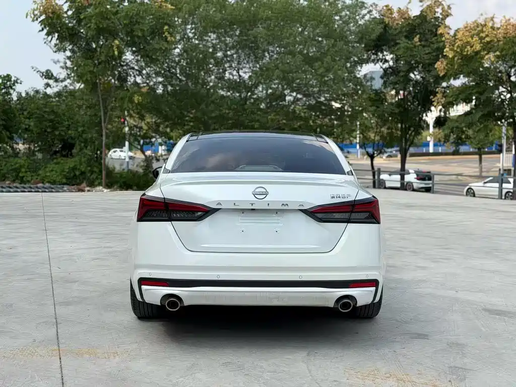 Nissan Teana — миниатюра 5