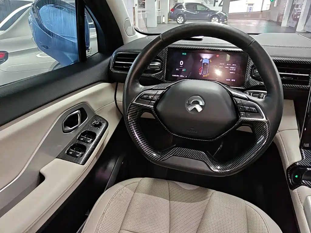 NIO ES8 — миниатюра 4