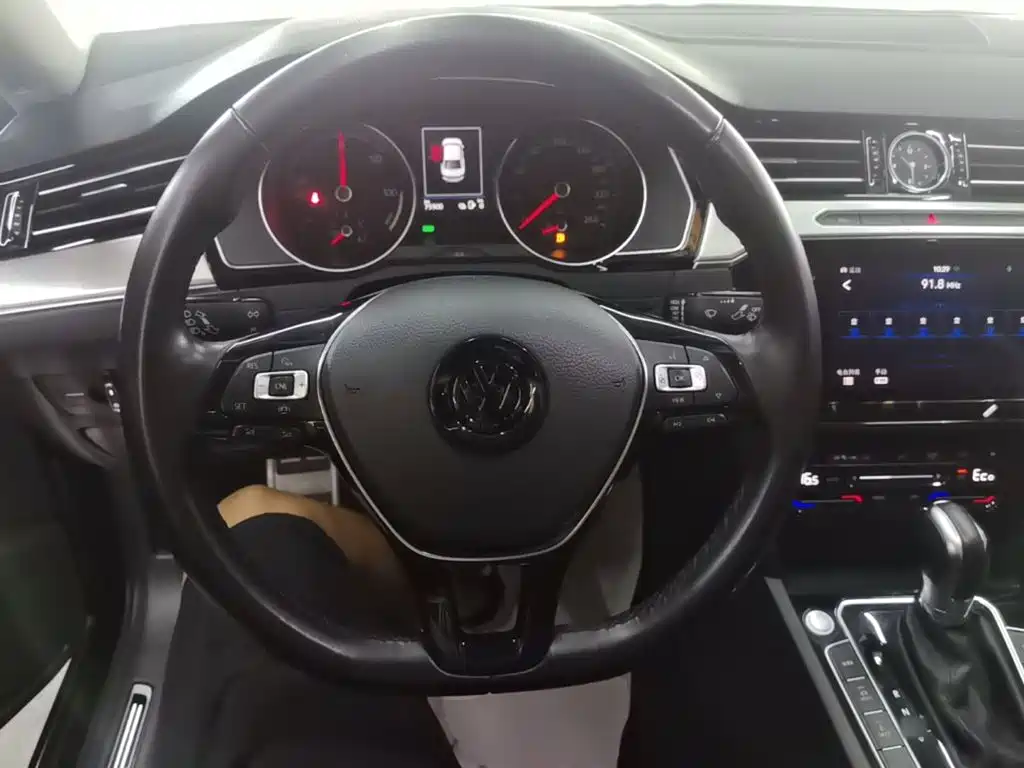 Volkswagen 迈腾 PHEV — миниатюра 11