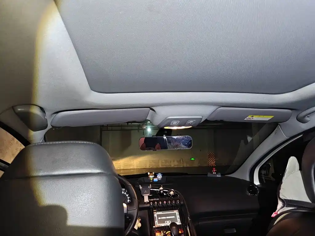 Peugeot 3008 — миниатюра 19