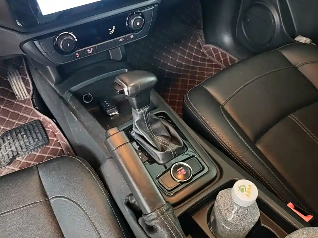 Qoros Qoros 3 — миниатюра 14