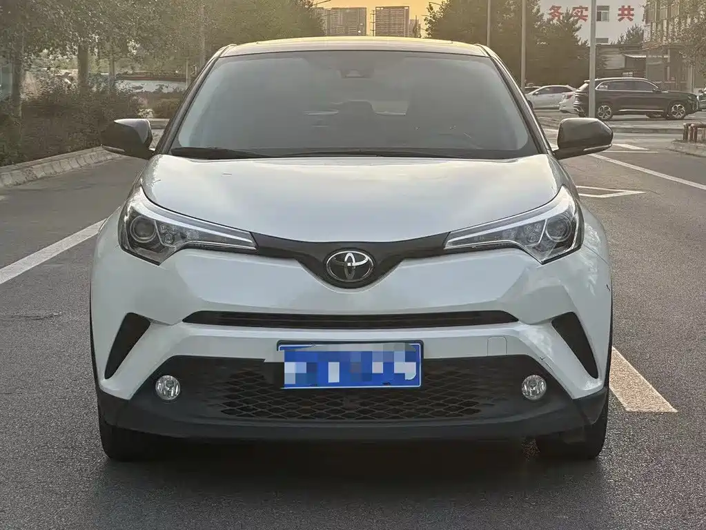 Toyota C-HR — миниатюра 2