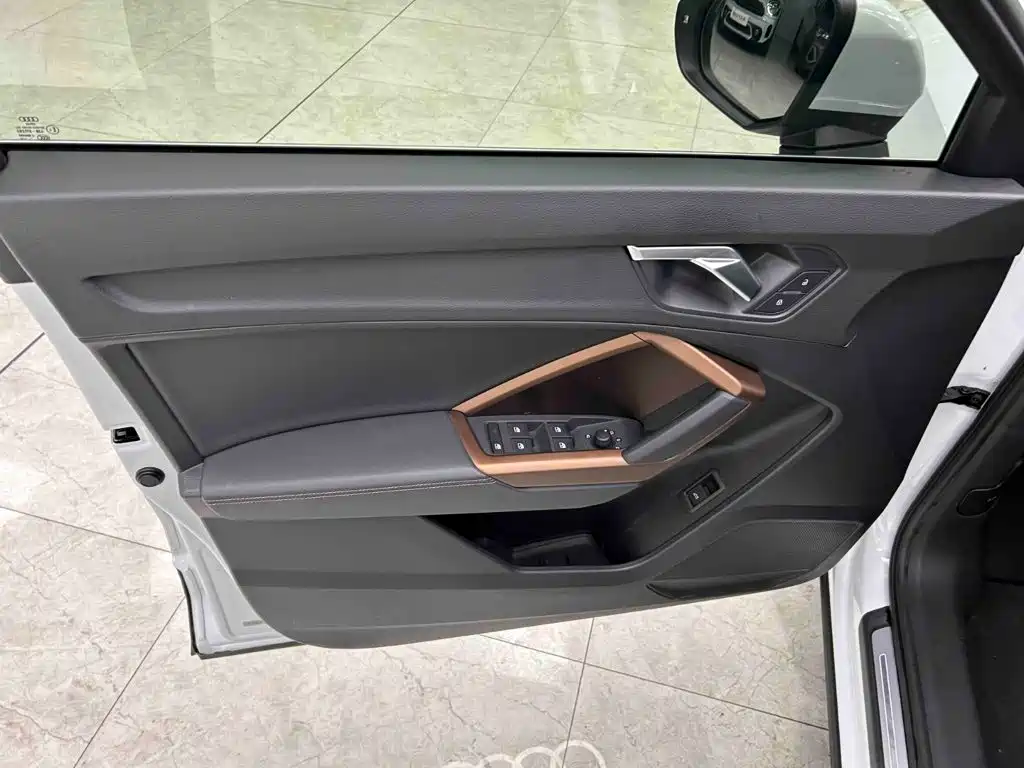Audi Q3 — миниатюра 15