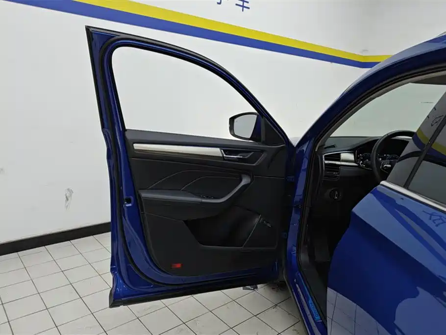Skoda Kodiaq 2022 TSI330 7 мест