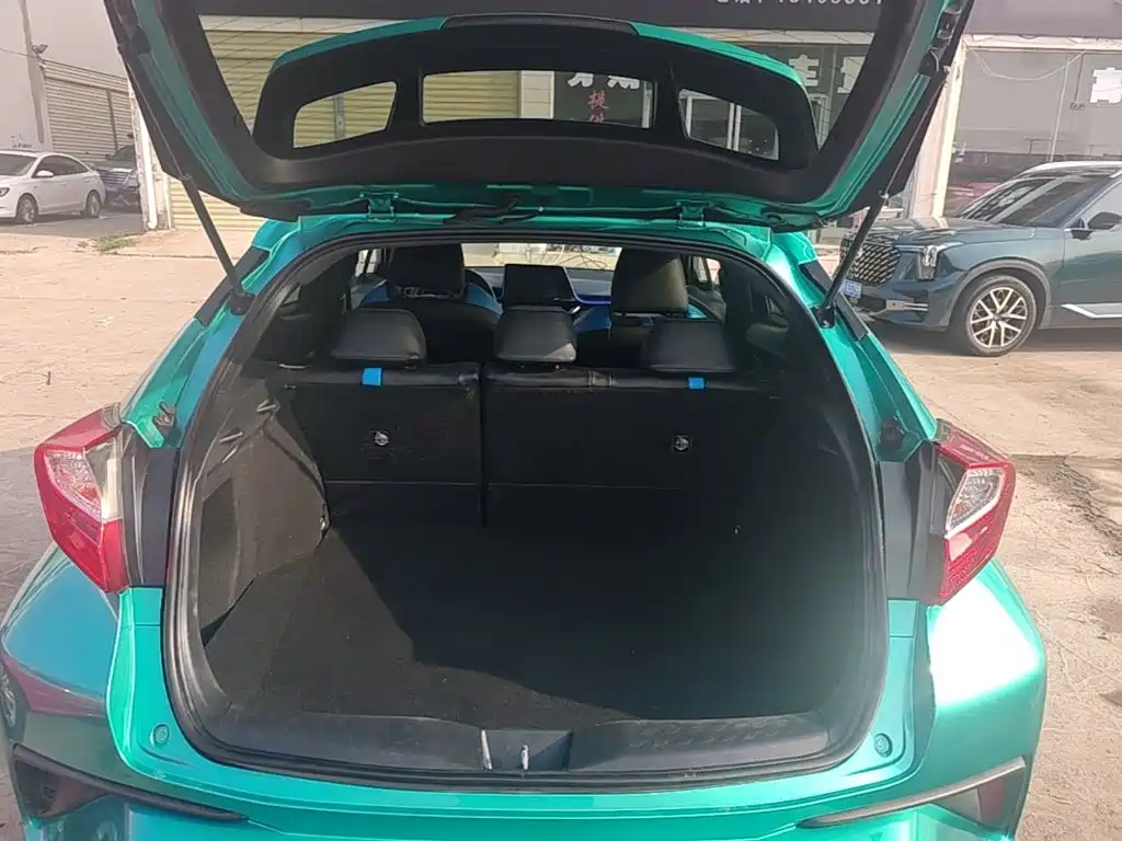 Toyota C-HR — миниатюра 19