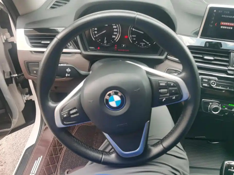 BMW X1 — миниатюра 15