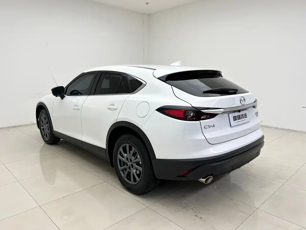 MAZDA CX 4
