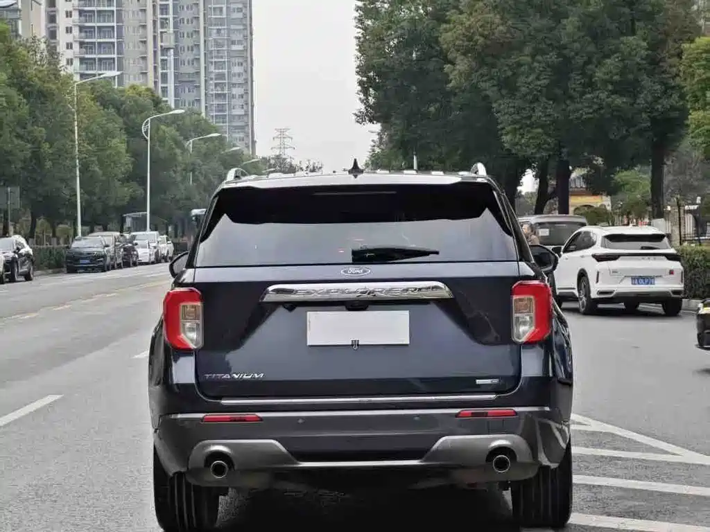 Ford Explorer — миниатюра 13