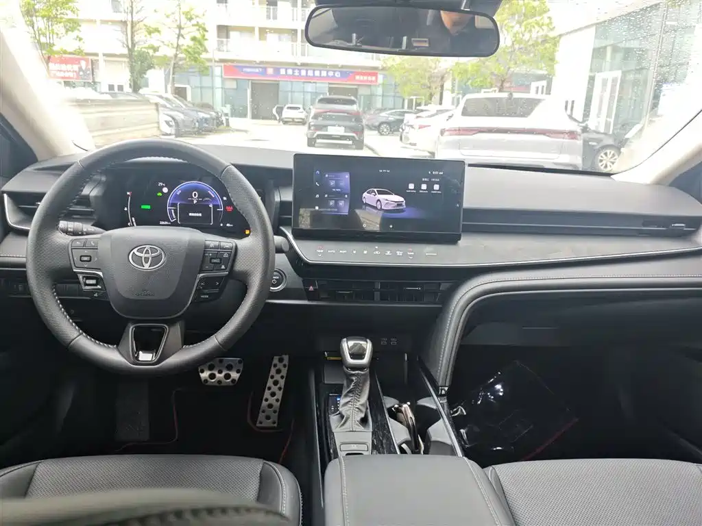 Toyota Camry 2026 2.0HSE Sport Lite