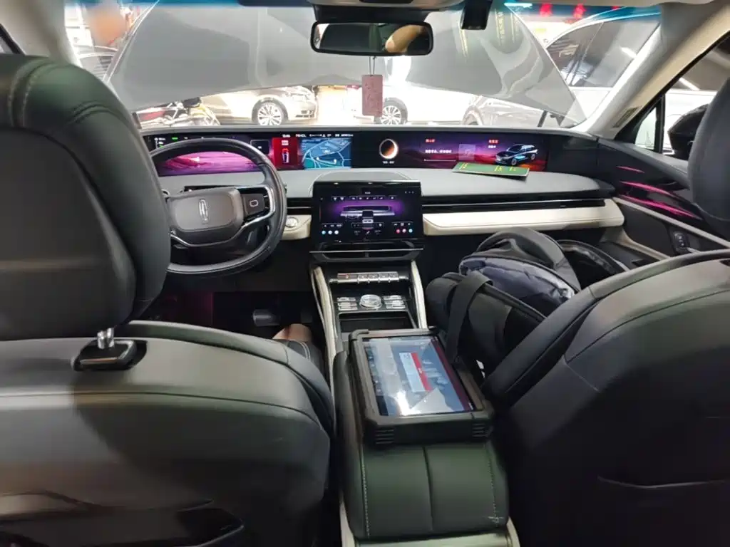 Lincoln Nautilus 2023 2.0T