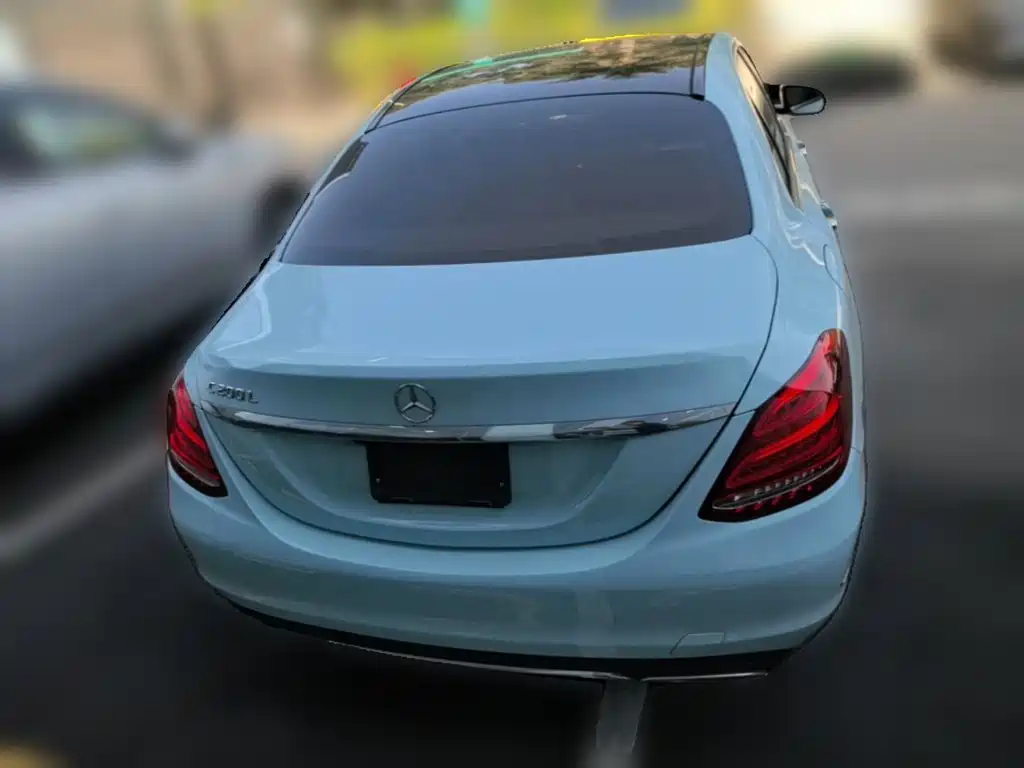 Mercedes-Benz C-Class — миниатюра 8