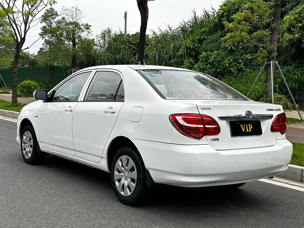 Toyota Corolla — миниатюра 18