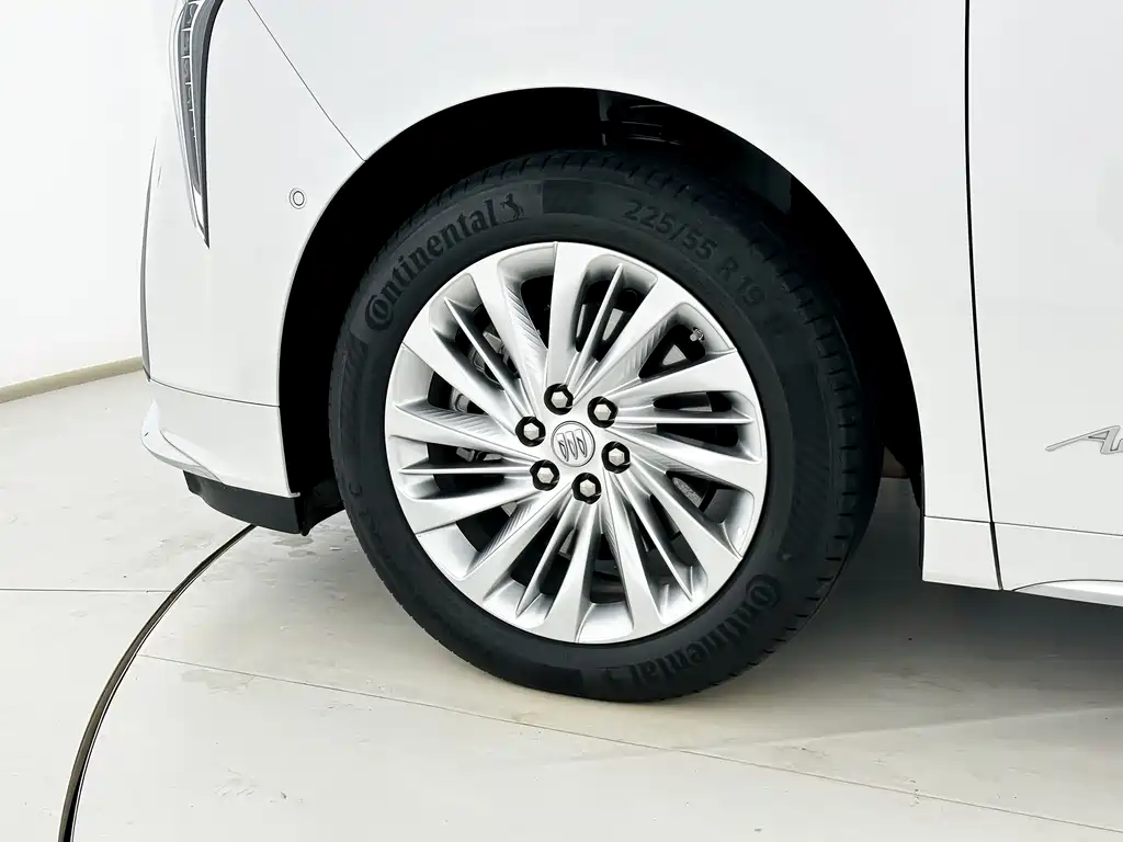 Buick Century 2023 2.0T мест