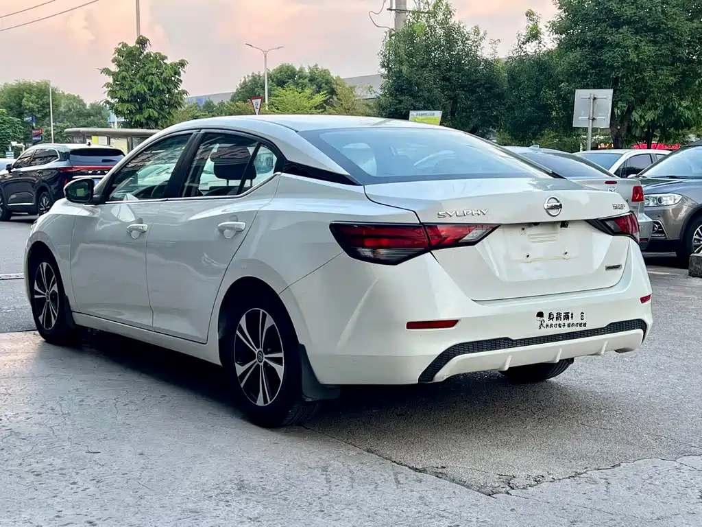 Nissan Sylphy — миниатюра 5