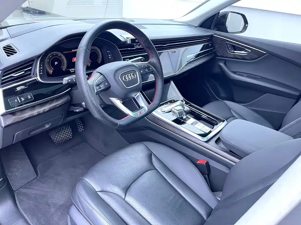 Audi Q8 — миниатюра 5