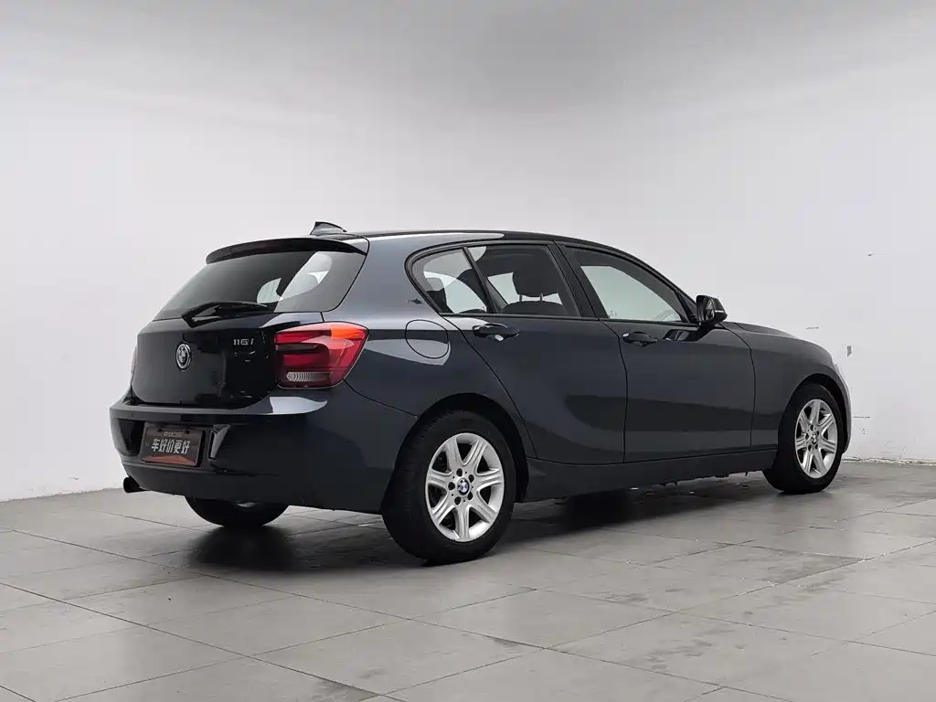 BMW 1 Series (Import) — миниатюра 2