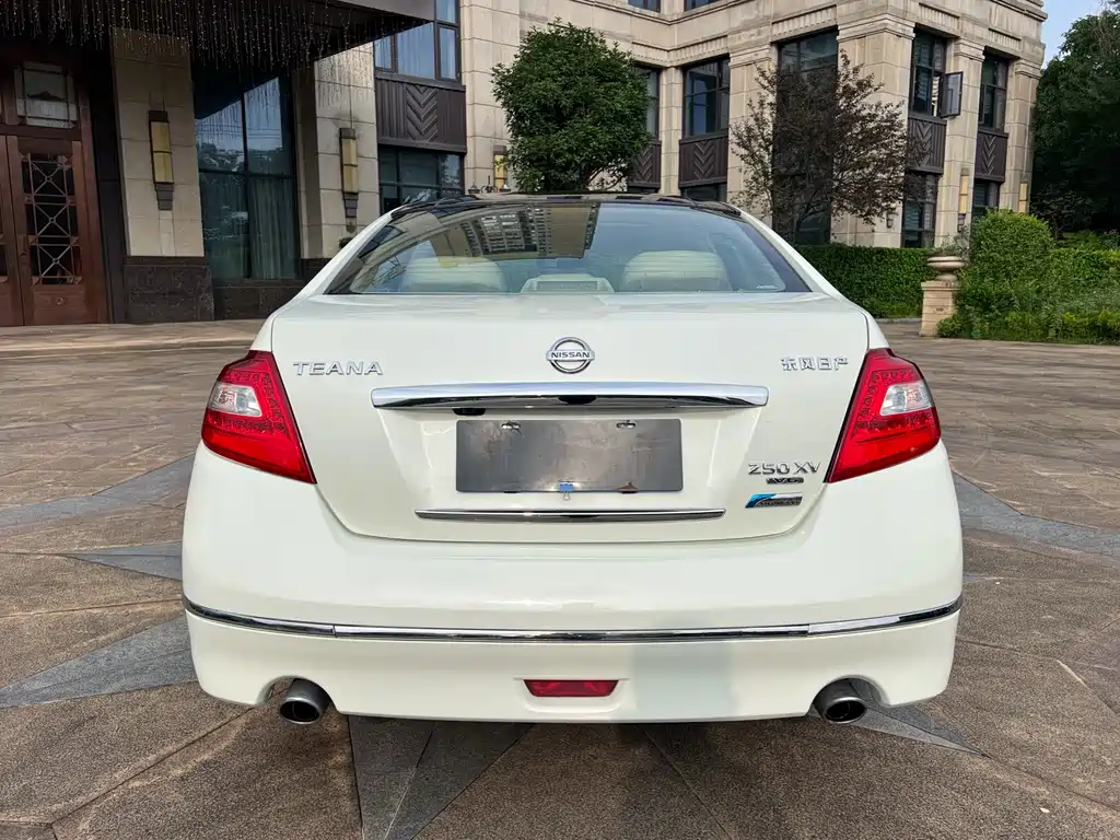 Nissan Teana — миниатюра 7