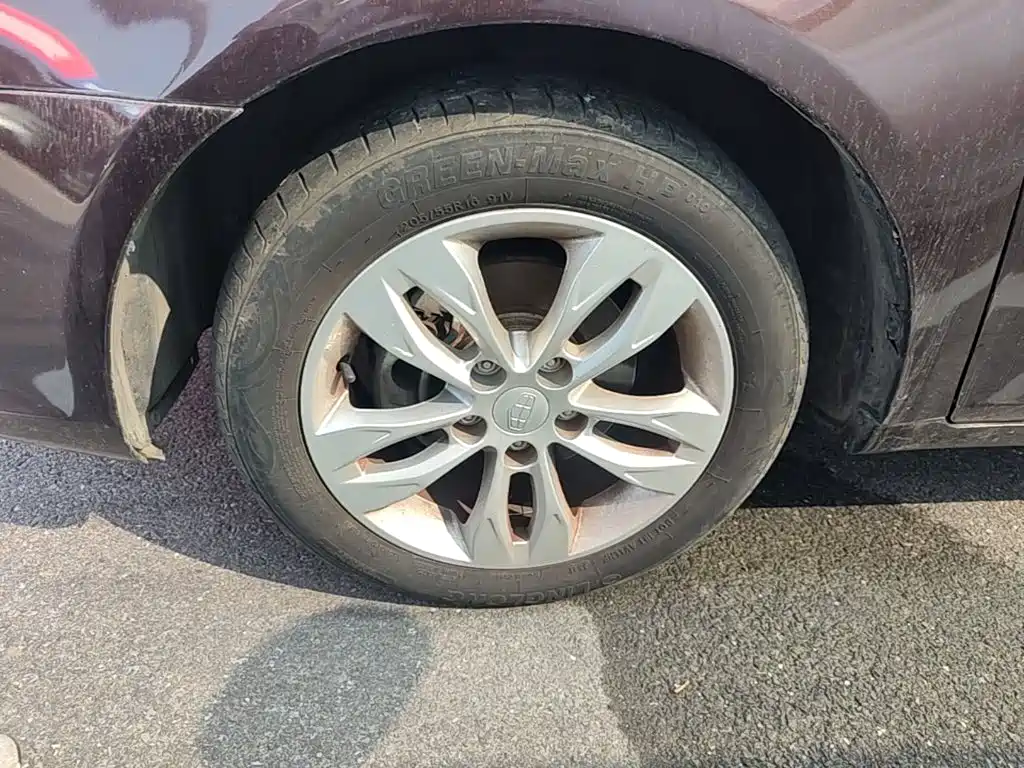 Geely Emgrand — миниатюра 23