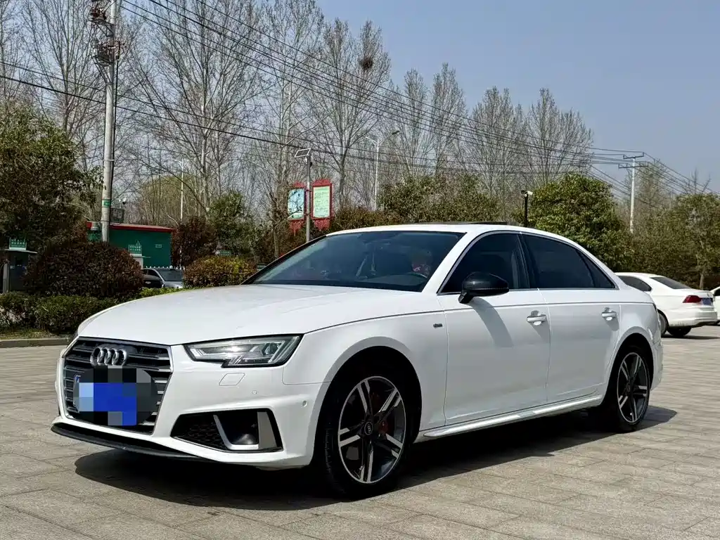 Audi A4L 2019