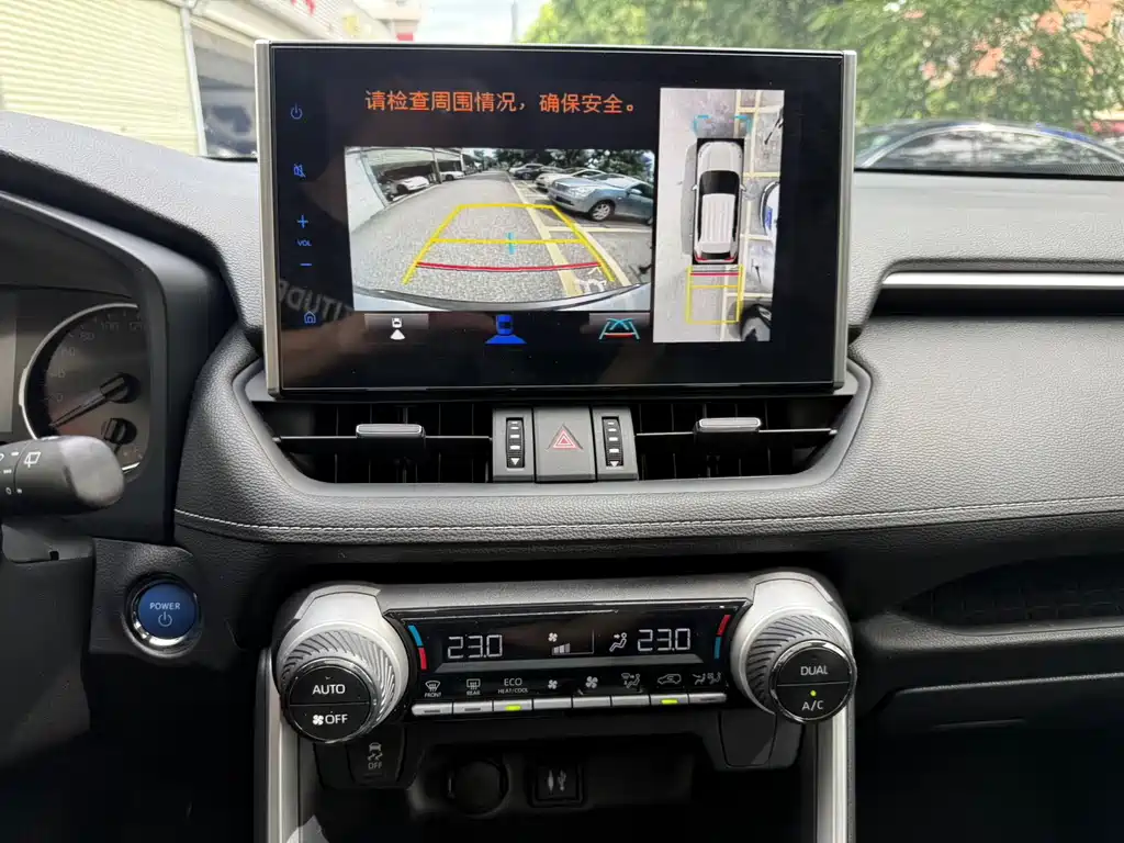 Toyota Wildlander — миниатюра 18