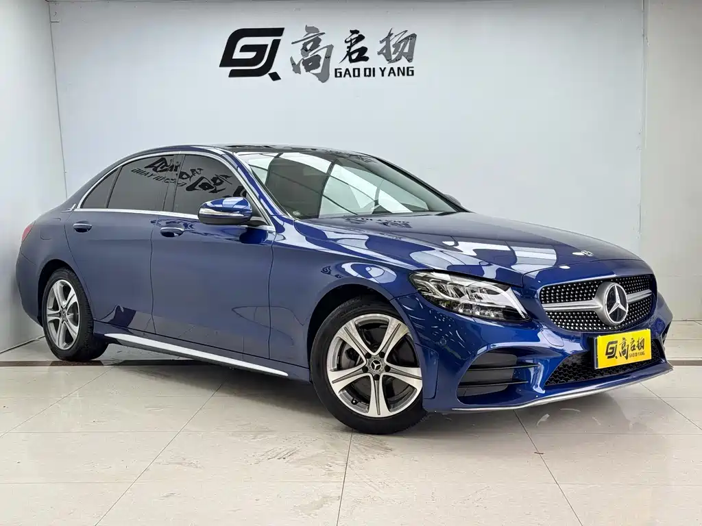 Mercedes-Benz C-Class — миниатюра 3