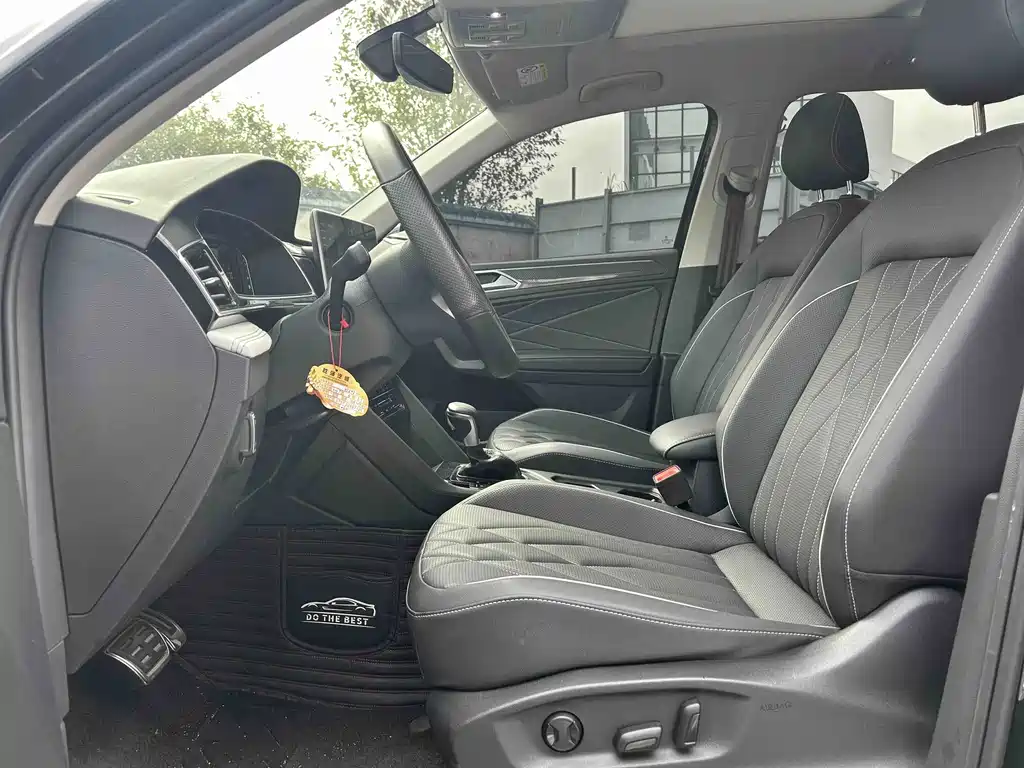 Volkswagen Tiguan L — миниатюра 6