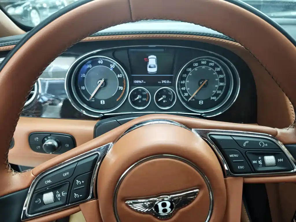 Bentley Flying Spur — миниатюра 7