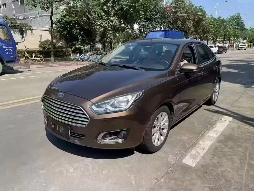 Ford Escort 2015