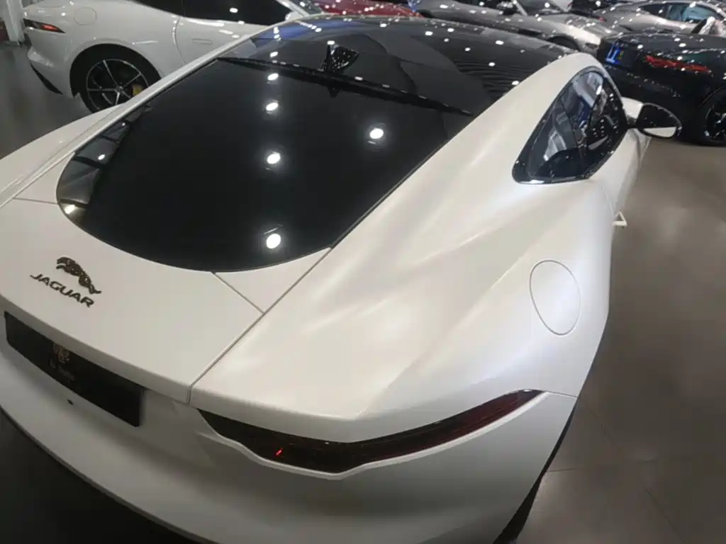Jaguar F-Type 2024 P300 75