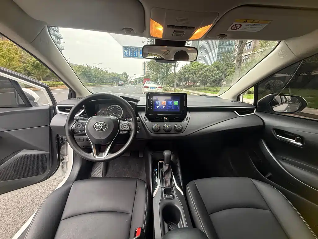 Toyota Corolla — миниатюра 10