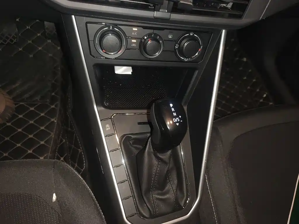 Volkswagen Polo — миниатюра 10