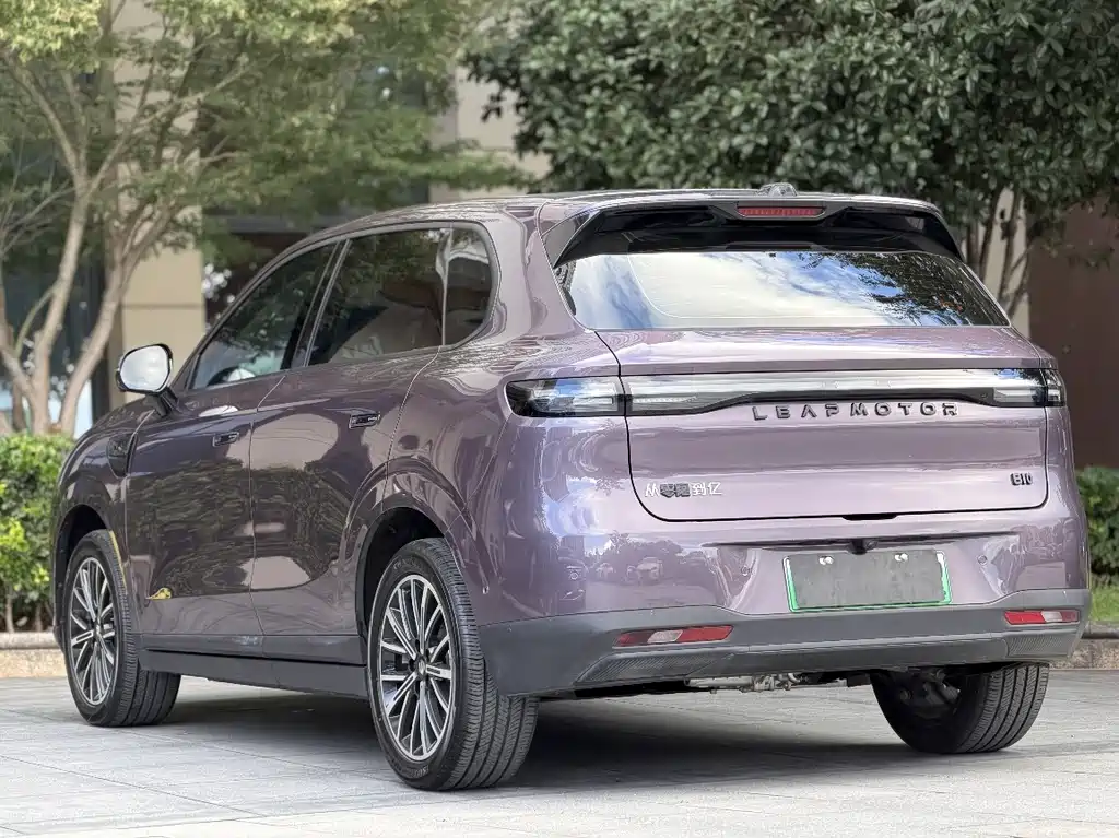 Leapmotor Leapmotor B10 — миниатюра 11