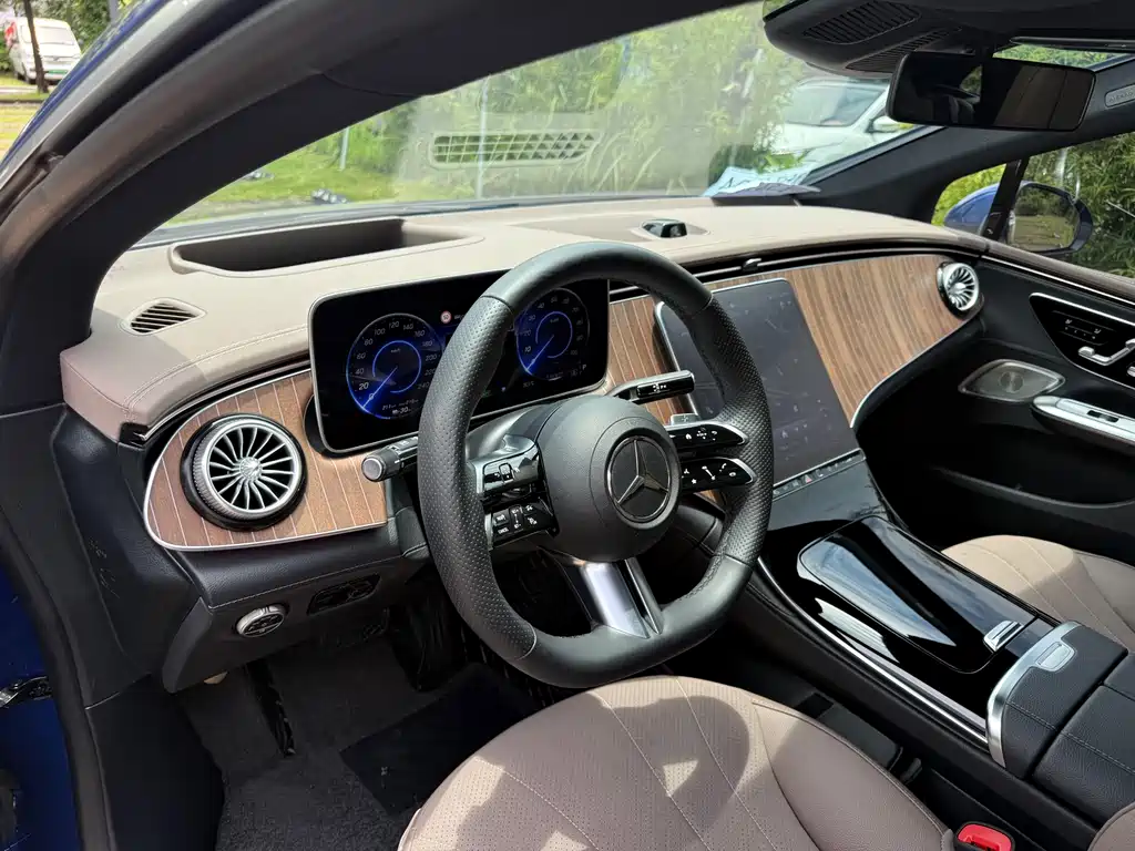 Mercedes-Benz EQE 2022 350 Luxury