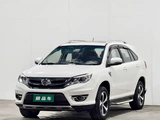 2015 BYD S7